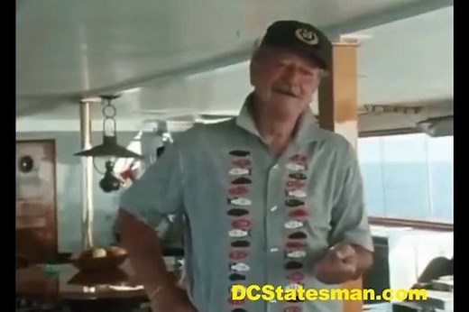 "Another day, and let's hope, another dollar" 🚢 The Duke liked to end his day by showing respect to the American Flag #JohnWayneValues | JOHN WAYNE