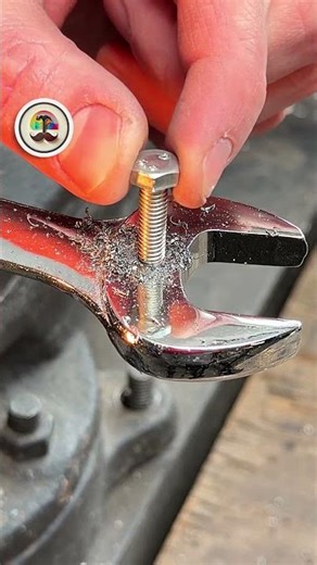 Tool Upgrade! Wrench Wire Bending Trick!