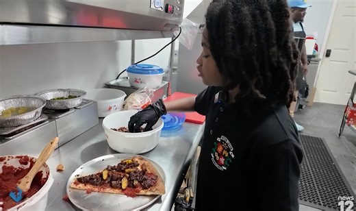 Young entrepreneur brings a Caribbean pizza to Brooklyn