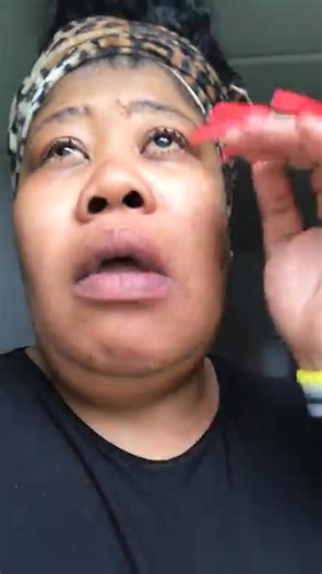 🚨 ALERT | POSSIBLE HIJACKING SCAM – KEMPTON PARK 🚨 Nomsa Buthelezi-Shezi has issued a warning after a disturbing incident involving a wedding decoration enquiry. According to Nomsa, a woman contacted her asking for a decorator for a wedding. Nomsa referred the caller to a friend who offers decoration services. Shortly after — or possibly during the time of that call — the referred friend was being hijacked. It is alleged that the suspects already had the decorator’s phone number and used a wom