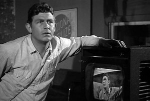 Andy Griffith, Star of ‘The Andy Griffith Show’ and Kazan’s Brilliant ‘A Face in the Crowd,’ Dies at 86