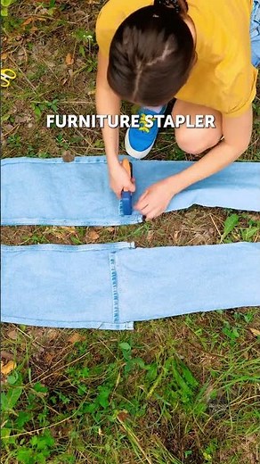 Outdoor DIY: Hammock from Old Jeans! 👖🌲 #CampingHacks #Upcycle #OutdoorDIY