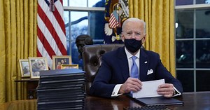 Biden takes on fight against COVID pandemic