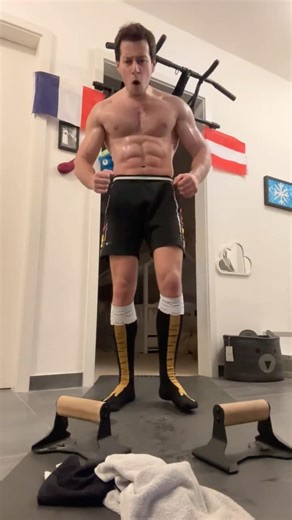 Corps athetique pour l'été avec ces circuits au poids du corps ! #motivation #athlete