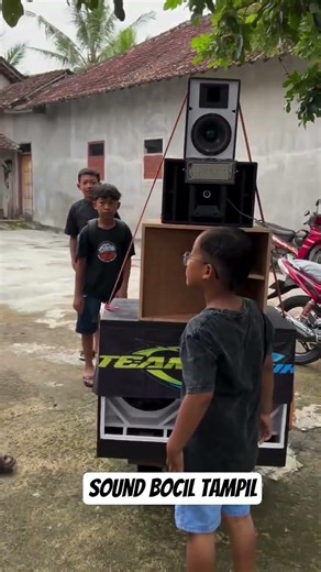 loading Sound Bocil Tampil