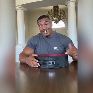 The All-New Viper Black Lever Belt has arrived and it’s on a whole new level. 🔥 This upgraded version features our brand new snake skin design, delivering a bold look with the same uncompromising performance. ✔️ 10mm Thickness ✔️ NEW Snake Skin Design ✔️ Premium Full Grain Leather ✔️ Reinforced Construction ✔️ Heavy-Duty Lever Buckle Built to break PRs. Designed to stand out. | Larry Wheels