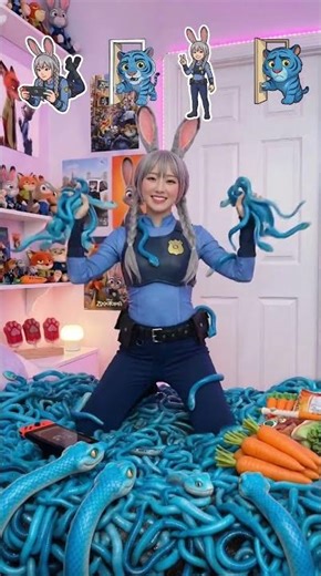 Judy Hopps Wasn't Playing To Game Console #kpopdemonhunters #cosplay