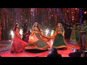 Bride's Performance on Jashn e Baharan on her Mehndi