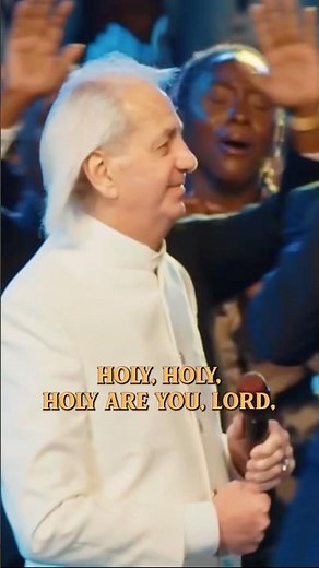 Feel the Presence of the Holy Spirit | Worship Moments with Pastor Benny Hinn