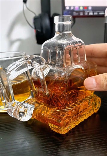 Digger Shaped Wine Bottle#wineaccessories #titokmademebuyit