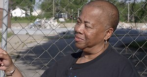 Community reminisces on Mary Harmon Weeks, M. L. King Middle schools as demolition work begins