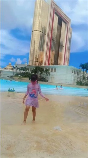Aisha at Galaxy Grand Resort Deck, Macau
