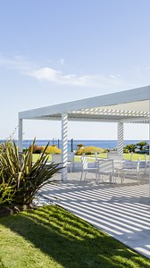 The main feature of Gibus products is the ability to perfectly combine technology and design. Our main goal is to enhance the aesthetic appearance of the structures in which they are installed, while ensuring maximum comfort through careful engineering design. You can surprise your clients and welcome them to a new, beautiful and exclusive space. Discover the different realizations that portray the versatility of our projects:: https://www.gibus.com/en/news/vi-presentiamo-portfolio-hospitality/ 