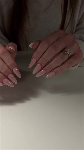 Essential Guide to Classic Transparent Gel Nails