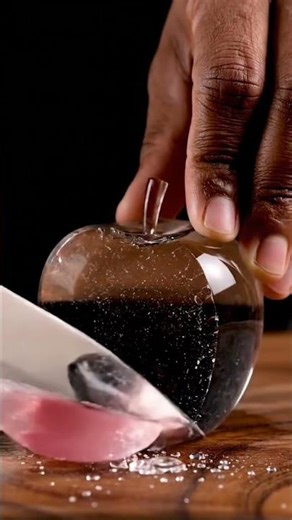 Is This the World’s Most Satisfying Honey Crunch? 🔊🍯 #ASMR