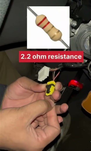 An airbag warning light means your vehicle’s SRS system is not working correctly #eucartech #srs