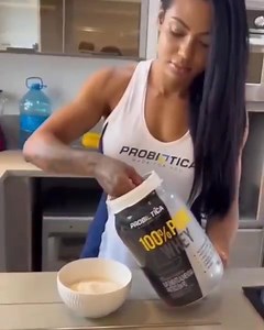 A 100% PURE WHEY®️ é o suplemento proteico campeão de vendas,...