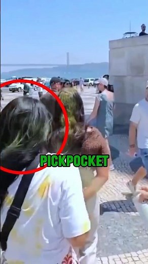 Pickpocket Gets Sprayed 😡