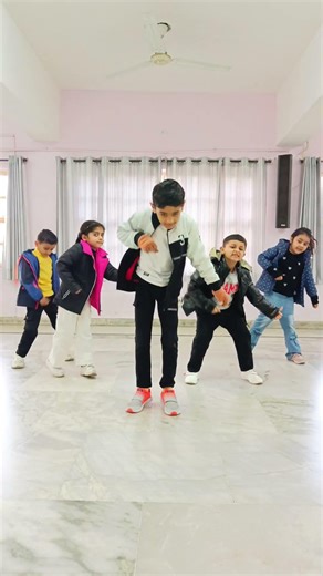 Hum toh hai aandhi #dance #kidsdance #kudratdance #shortsdance