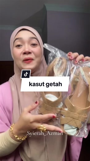 memang sesuai la pakai musim sekarang ni , memang tak rosak😬sebab getah #selipargetah #kasutgetah #kasuttumitgetah #selipargetahmurah