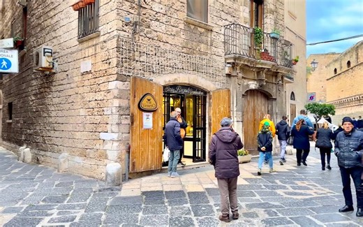 🇮🇹 意大利迷人的老城巴里步行旅拍2023 - 4K HDR 60fps
