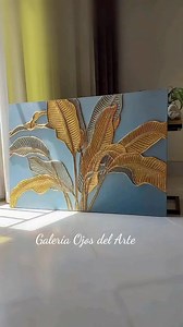 ✨ La elegancia del dorado que transforma cualquier espacio ✨ Nuestro cuadro de hojas en dorado es más que decoración: es un símbolo de sofisticación, lujo y naturaleza en perfecta armonía. 🌿✨ Ideal para darle a tu sala, comedor u oficina un toque moderno y distinguido. ✔️ Pintura 100% hecha a mano ✔️ Texturas únicas en alto relieve ✔️ Acabado Luxury que ilumina tus espacios 👉 Dale a tus paredes el brillo que merecen. Disponible ahora en Galería Ojos del Arte. #DecoraciónDeInteriores #CuadrosLu