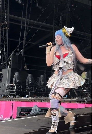 Ashnikko Lollapalooza Concert Experience