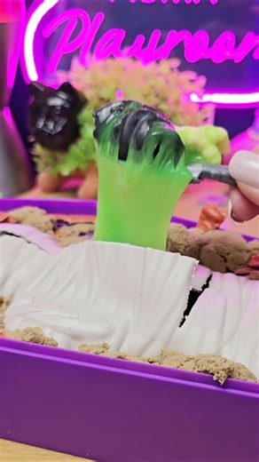 ASMR Playroom on Instagram: "Zuru Horror House Slasher #asmr #zuru #zurusmashers #mummy"