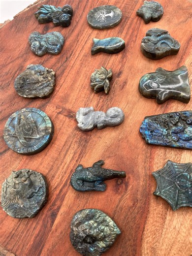 Labradorite Carvings, Carved Stone, Rainbow Rocks, Sallysgemtreasures - Etsy