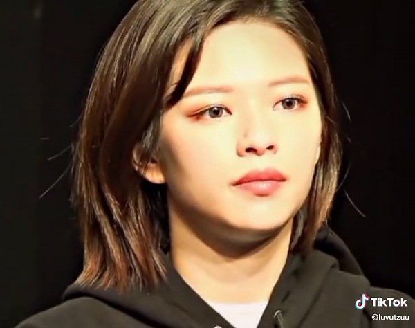 TWICE Intro Playlist with Romanized Lyrics