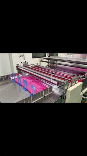 Fully automatic unwinding double-layer stacking cutting machine #cuttingmachine #factory