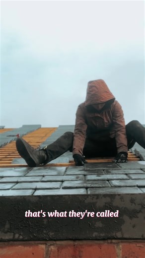 🔨✨ I'm using the step method to lay Brazilian slate, they call it slate but really, it's stone slate. I'm taking my time so that everyone can see the process in which I'm laying these slate. If you like this style of video, please leave me a like and a comment. Stay tuned for more content! #RoofGirl #Roofing #womeninconstruction | Roof Girl UK