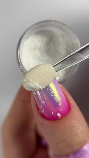 Diseños de Uñas Efecto Unicornio: Tendencias para 2023