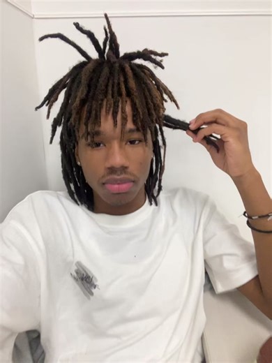 Jä (@codoneja)’s videos with original sound - via.skwigga