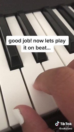 Learn to Play D Note on Piano - Easy Tutorial