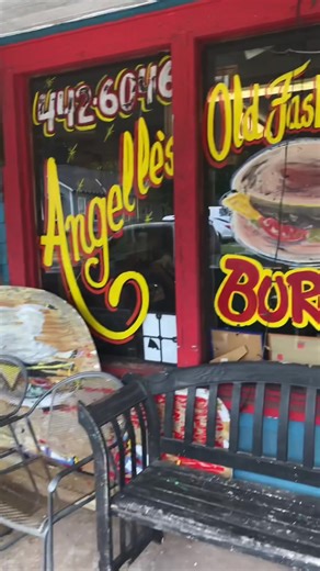 Must-Try Cajun Cooking in Breaux Bridge Louisiana