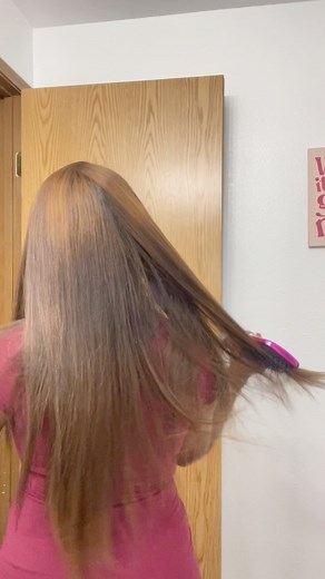 I love when my silk press falls off the bone 🤤😍 #striaghthairnatural #longnaturalhair #silkpress #unwrappinghair #hairunwrapping #wrappinghair | Janell B