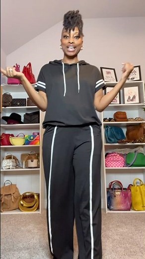 The Best Cozy Loungewear Sets (for Staying Home & Looking Cute!)