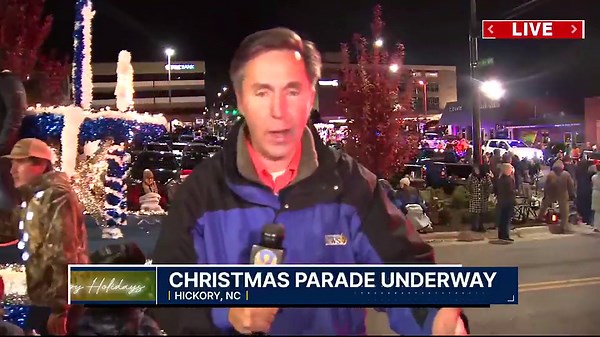 Hickory hosts annual Christmas Parade