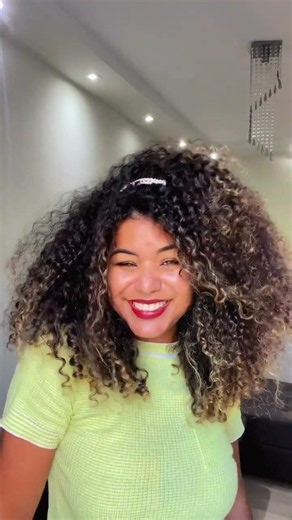 THE MOST BEAUTIFUL HAIRSTYLES FOR CURLY AND COILY HAIR