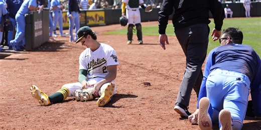 Kikuchi 'a little embarrassed' after on-field collision with A's Soderstrom