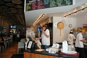 New Pizzeria Tempts Wellesley’s ‘Upper Crust’