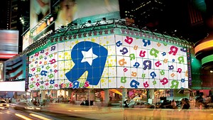 Toys 'R' Us May Return with Much Smaller Stores