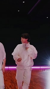 239K views · 33K reactions | BTS 'Butter杻 (feat. Megan Thee Stallion)' Special Performance Video 공개! [JIMIN FOCUS] 蘭 #MINMIN  | MinMin PH ღ | Facebook
