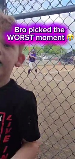 Never fails 😂⚾ Kids have the WORST timing 😭⚾ Dad saved it just in time 😂⚾ #baseballlife #littleleague #gameday #youthsports