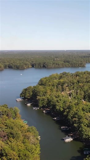 Some dreams start with a simple picture in your mind… waking up to quiet lake views, spending the day on the water, and ending it with dinner and friends at the club. In Reynolds Lake Oconee, that dream feels closer than ever. This stunning lakefront home is perfectly positioned with close proximity to Richland Pointe and the new Richland Course, one of the most exciting additions to the Reynolds lifestyle. Imagine mornings on the water, afternoons on the fairway, and evenings enjoying everythin