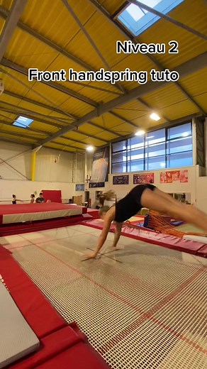 Tutoriel de flic avant sur trampoline !