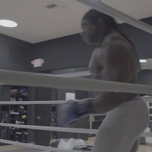 LOL this is so uncomfortable to watch - I legit set up like I’m in some karate stand off tournament 🥋 anyways.. just a small project we’re experimenting #ThoughtsBecomeThings right! 😅 | Kai Greene