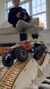 30K views · 899 reactions | I rebuilt the axial ax24 and I’m having a...