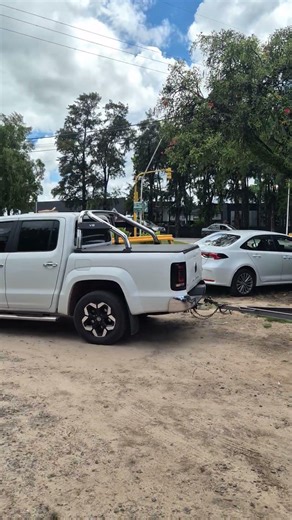 Campanili Wake master 175 con motor Mercuri 150 hp con helice marca Solas paso 21